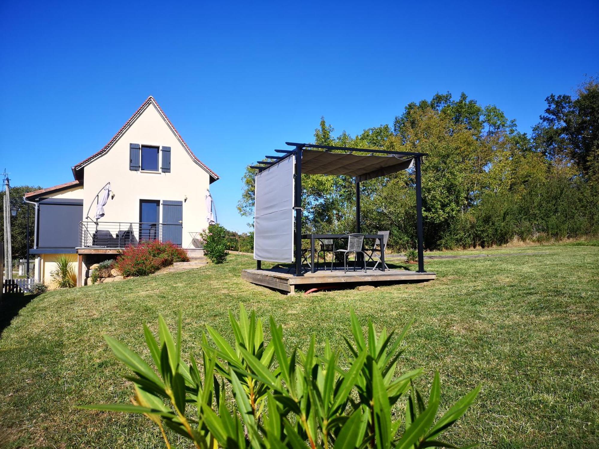 Villa La Baronne-Hauteurs De Beaulieu-Sur-Dordogne Exterior photo
