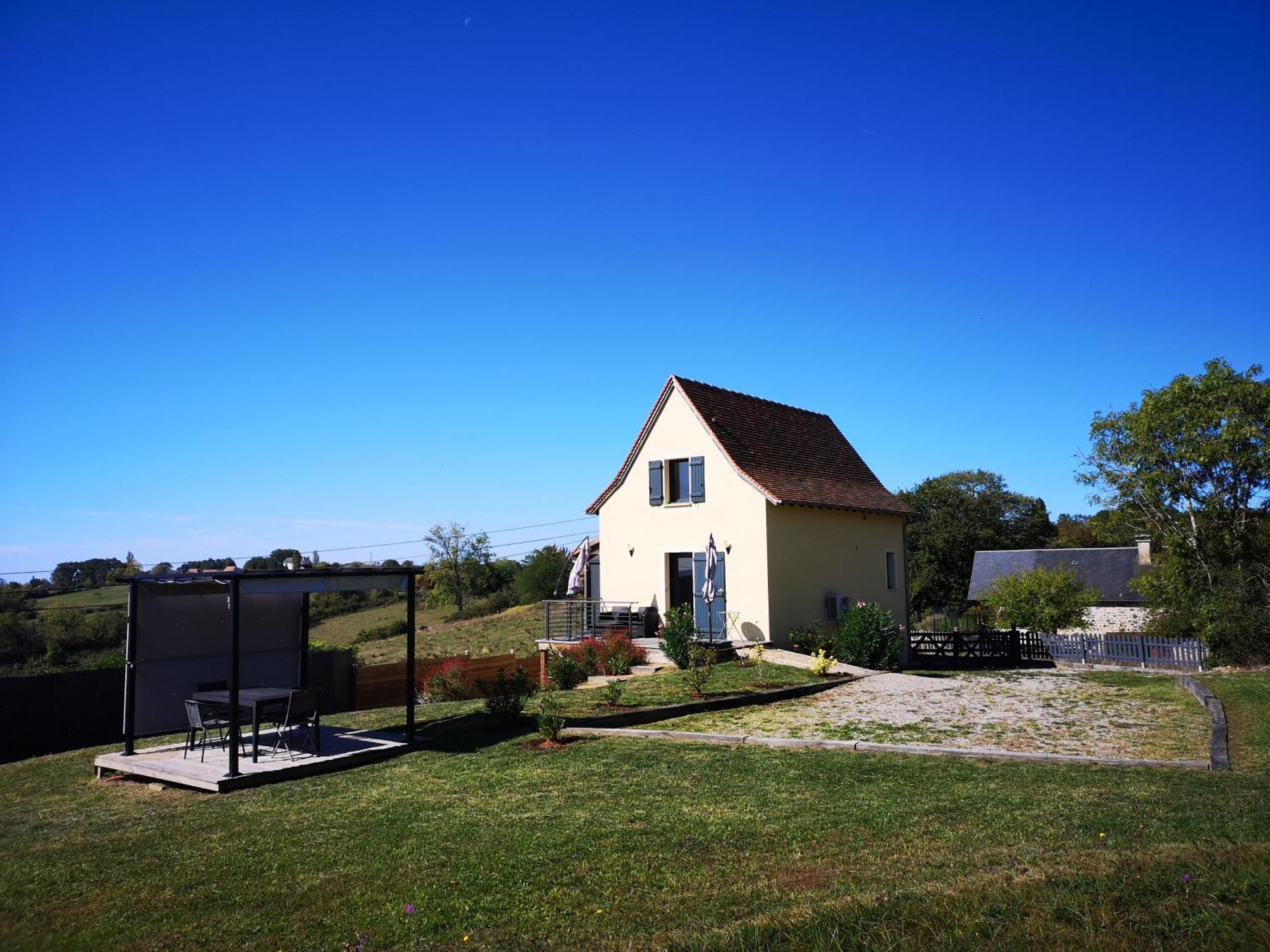 Villa La Baronne-Hauteurs De Beaulieu-Sur-Dordogne Exterior photo